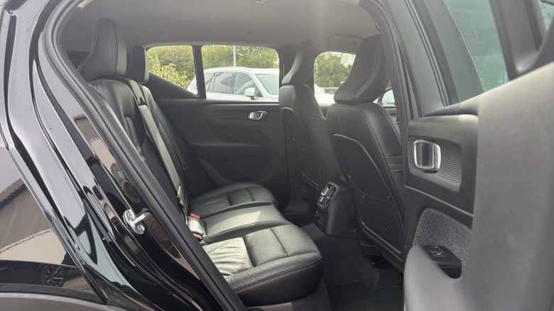 Volvo Xc40 1.5 T5 Recharge PHEV Inscription Pro 5dr Auto Estate